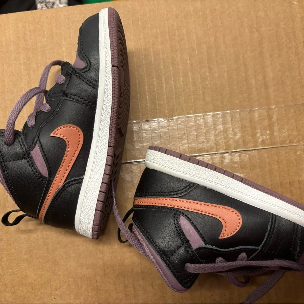 Jordan Black and Orange High-Top Sneakers with Box - Picture 9 of 9